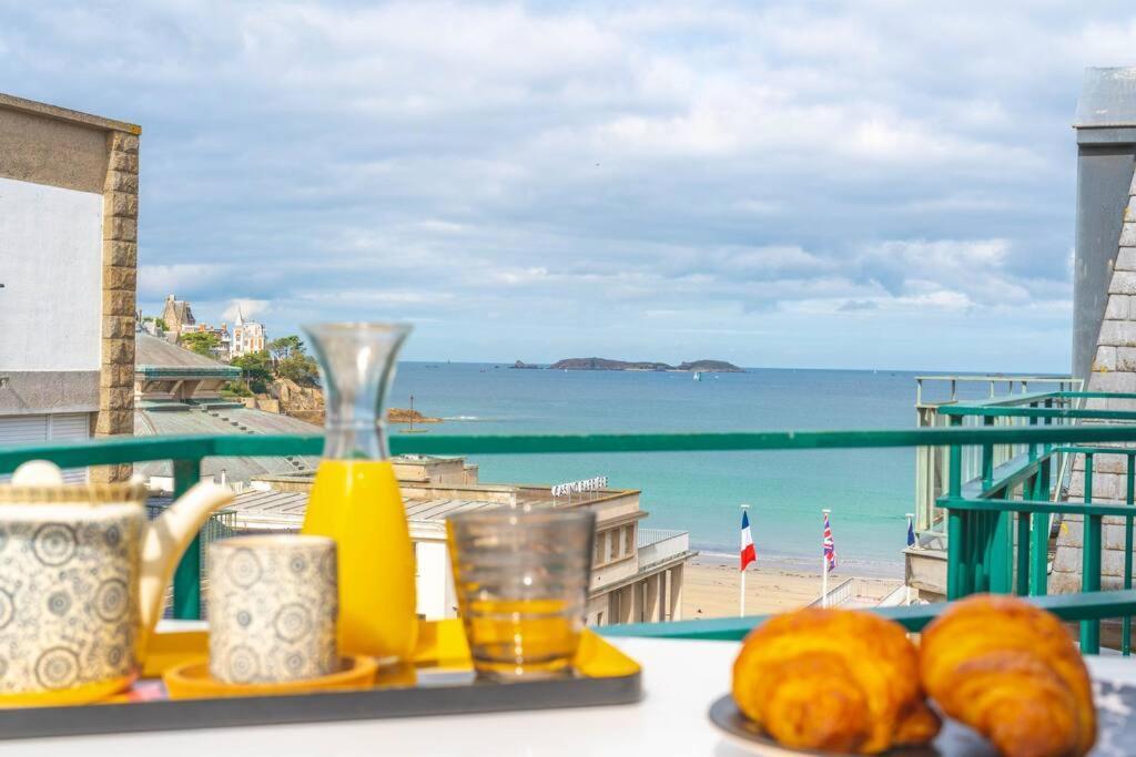 Studio Vue Mer En Centre-Ville Dinard Exterior foto